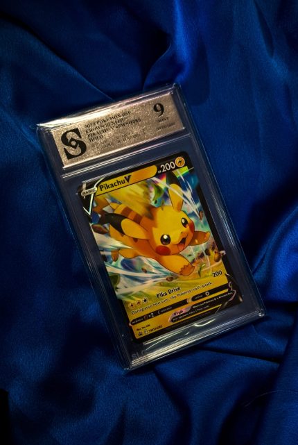 Pokemon PikachuV ocjenjena karta