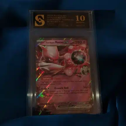 Pokemon Team Rockets Mewtwo ex kolekcionarska ocijenjena karta