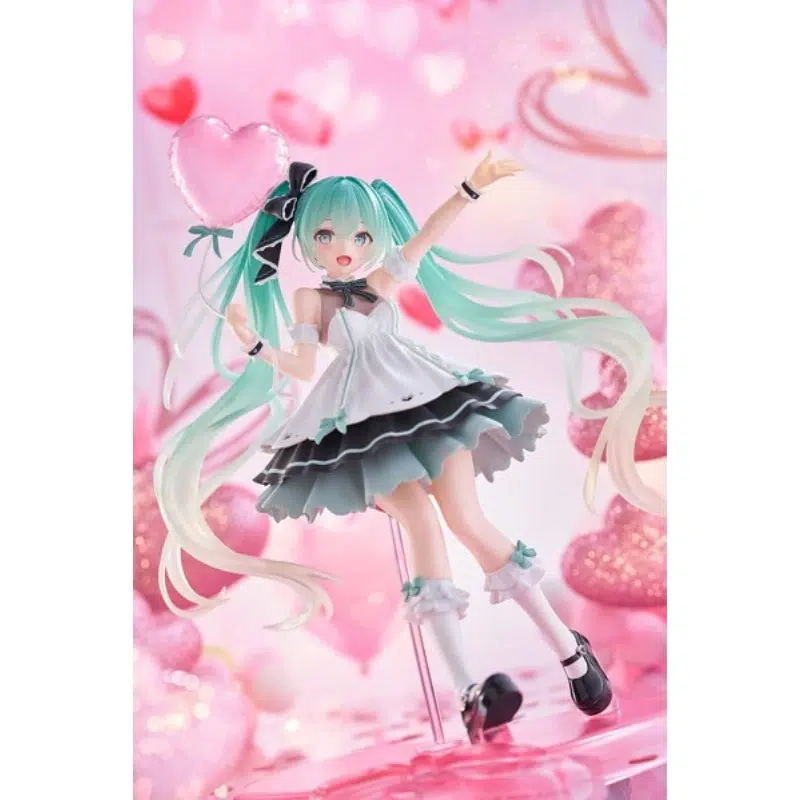 Hatsune Miku Birthday 2025 Party Ver. figura 21 cm