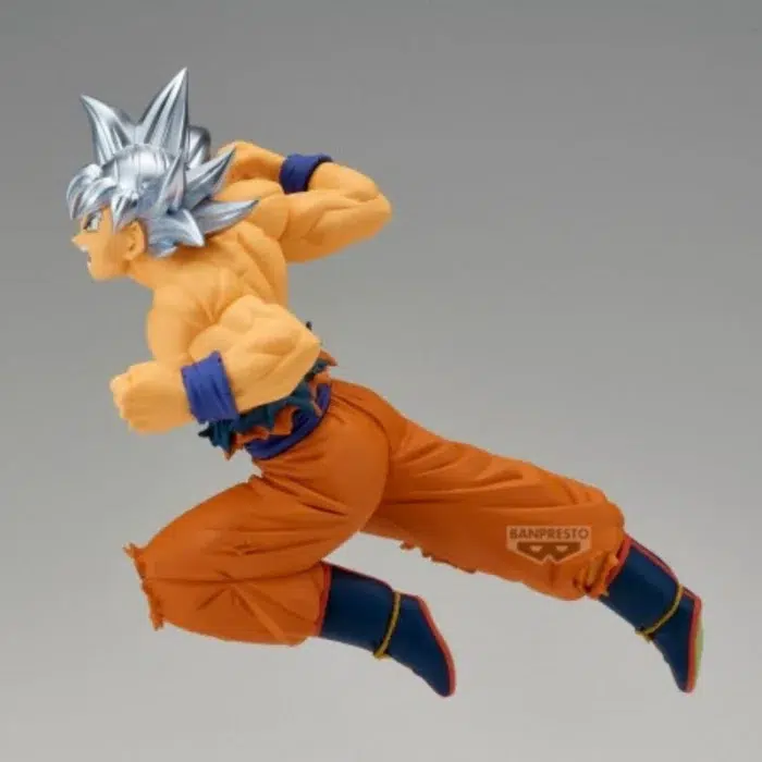 Banpresto Dragon Ball Super Goku Ultra Instinct figura 13cm